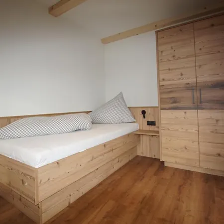 Goglhof Guest house 3*